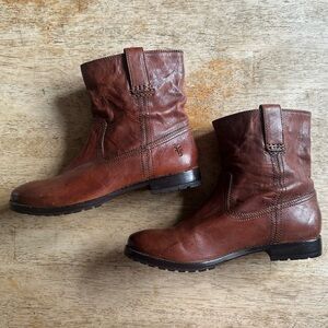 Frye Chestnut Leather Ankle Booties